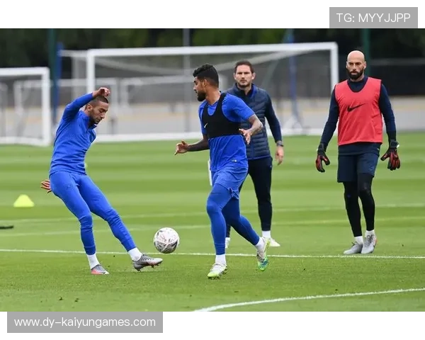 切尔西—齐耶赫后插入禁区完成精彩打门