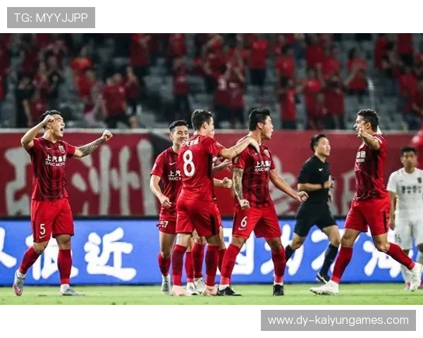 上海海港防守力求加强，亚冠目标愈加迫切